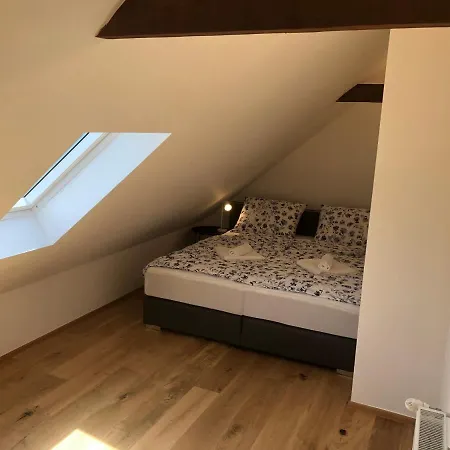 Apartment Stairway To Heaven *